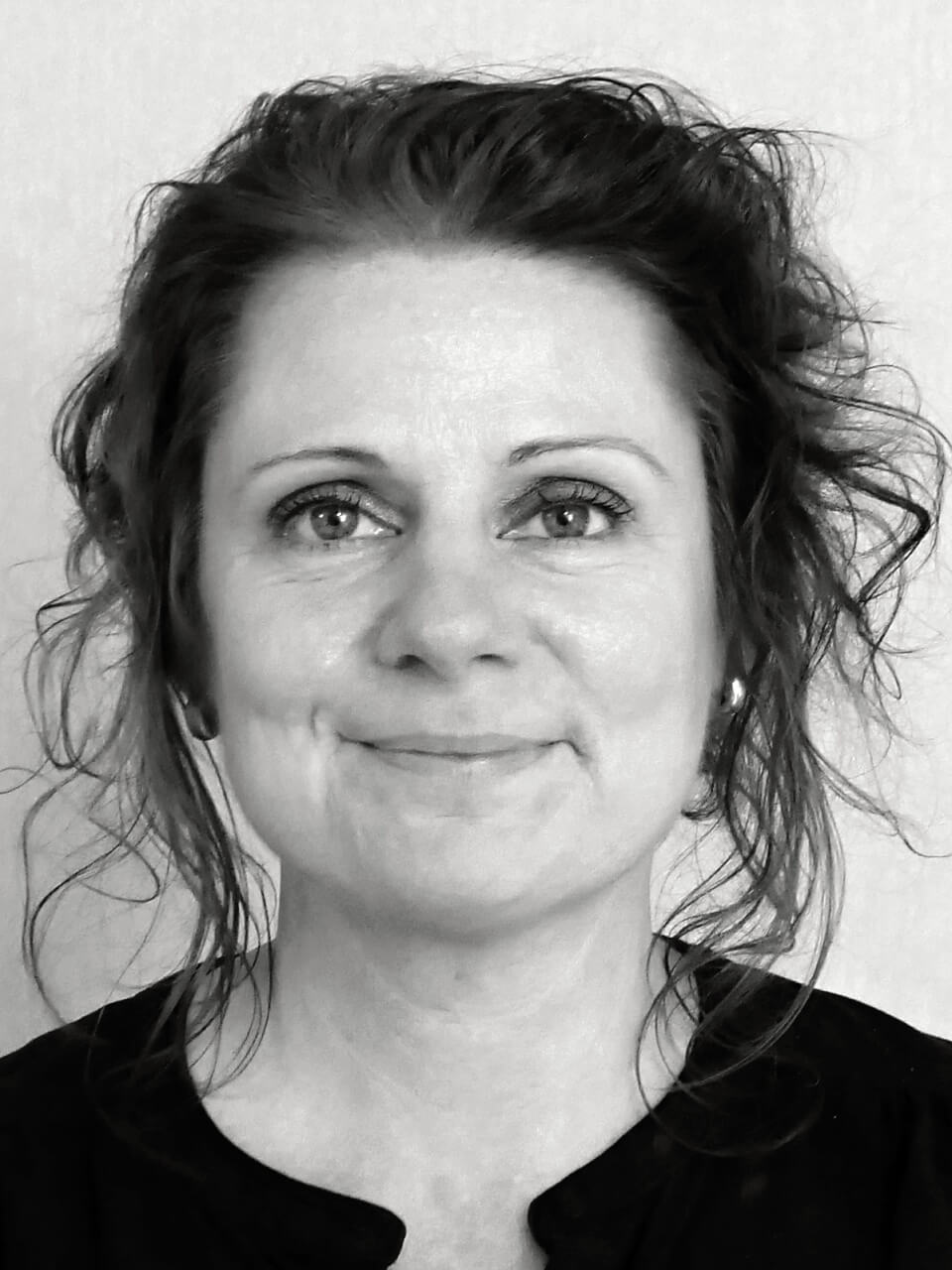 RENÉE HANSSON
